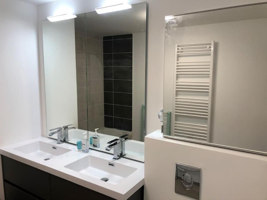 Sainte Maxime - Superbe Appartement Neuf Classe 4 Etoiles Ngoại thất bức ảnh